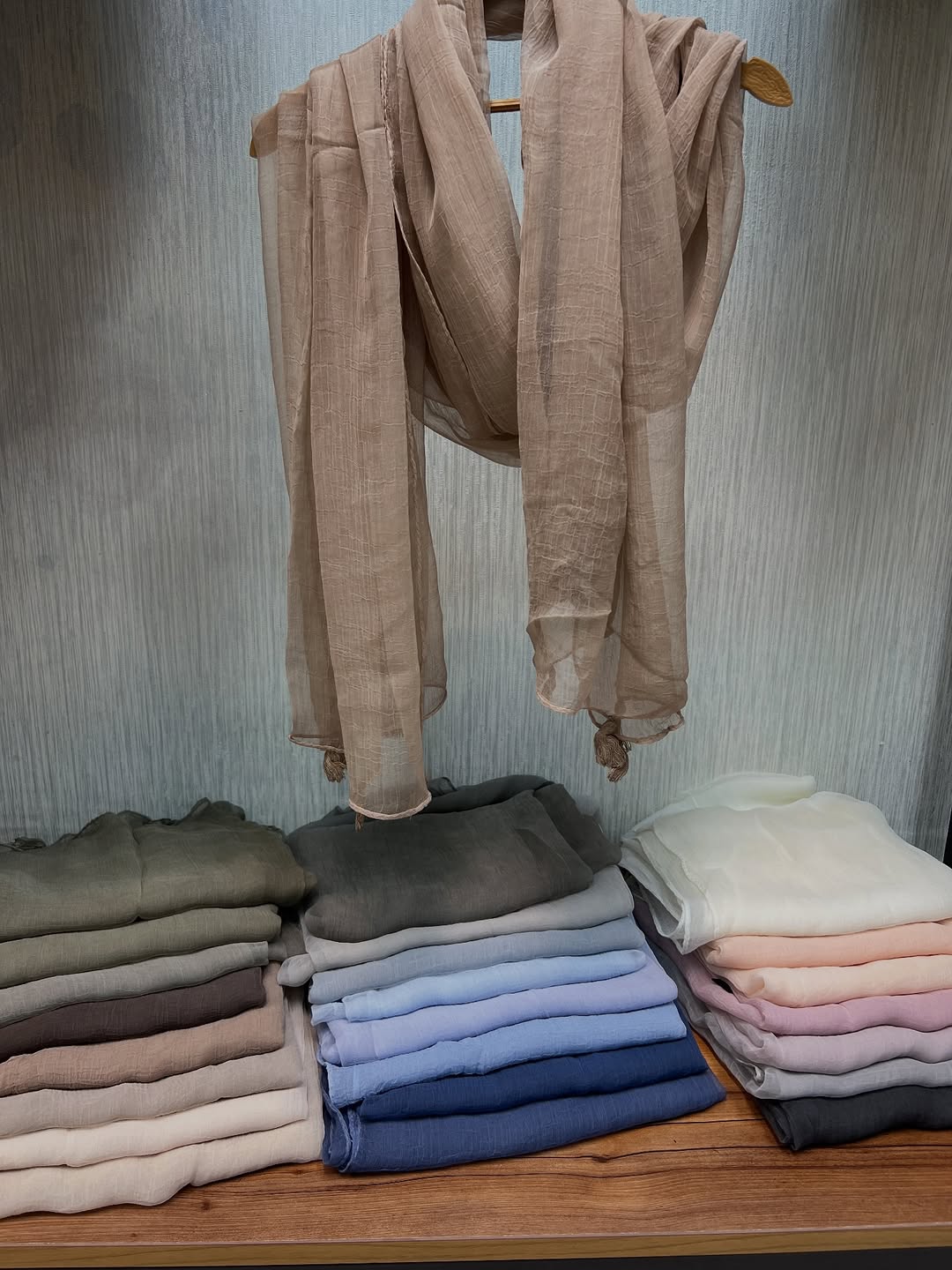 شال حریر کریشه