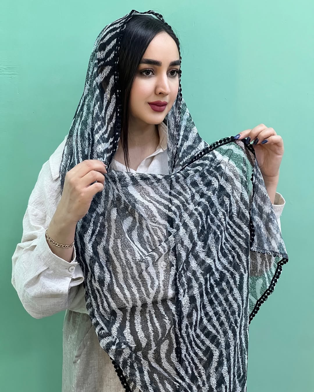 شال توری لبه عدسی