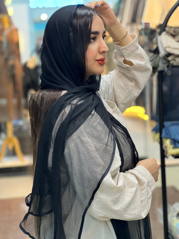 شال توری مشکی ساده لبه گاندوزی