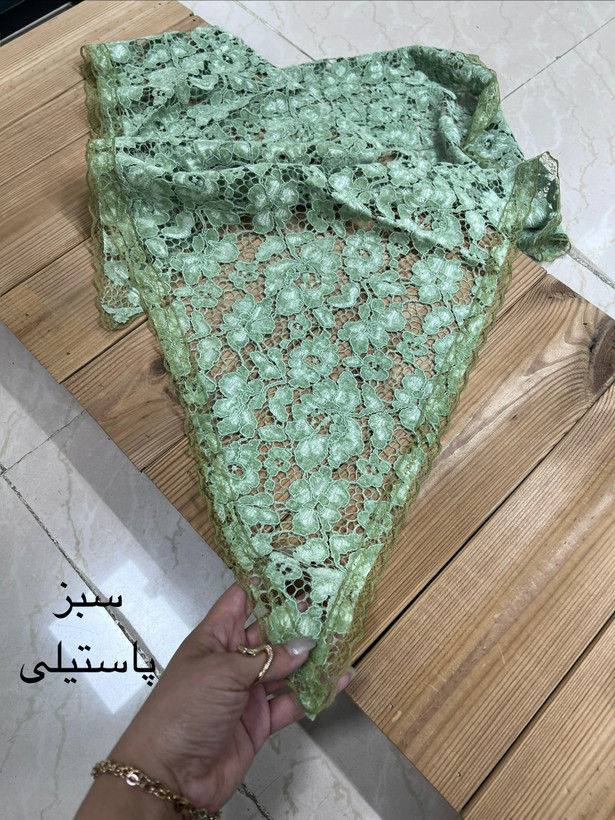 مینی اسکارف دانتل لبه گیپور مخمل کوب قواره۹۰ - استوک