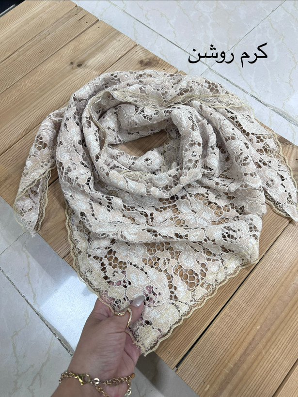 مینی اسکارف دانتل لبه گیپور مخمل کوب قواره۹۰ - استوک