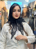 مینی اسکارف مشکی گیپور سه گوش نگینی لوکس وارداتی قواره۹۰ - استوک