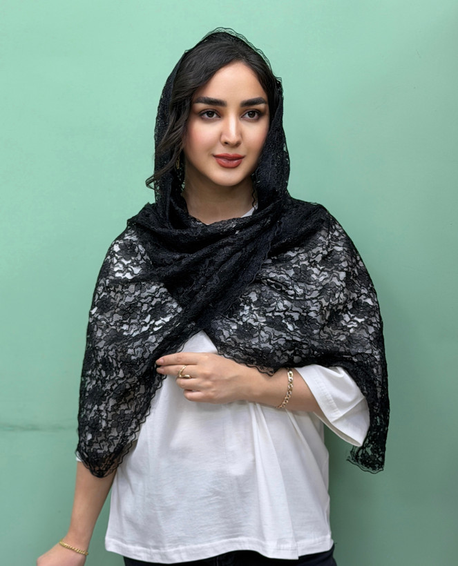 شال گیپور نگینی حاشیه دانتل مشکی نرم و لطیف