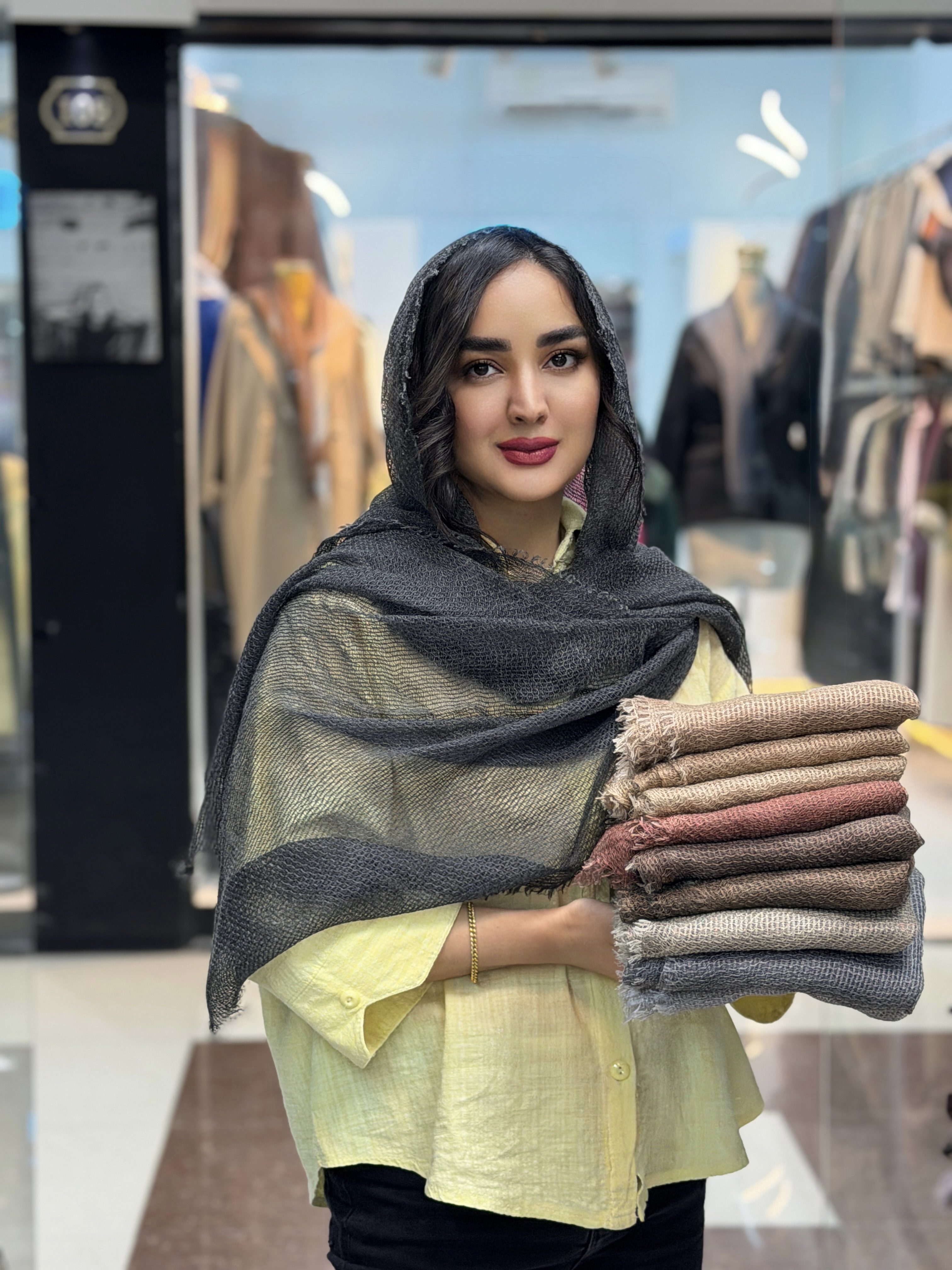شال ویسکوز مجلسی لبه ریش آهار دار